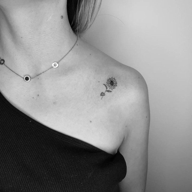 Mini Small Sunflower Tattoos